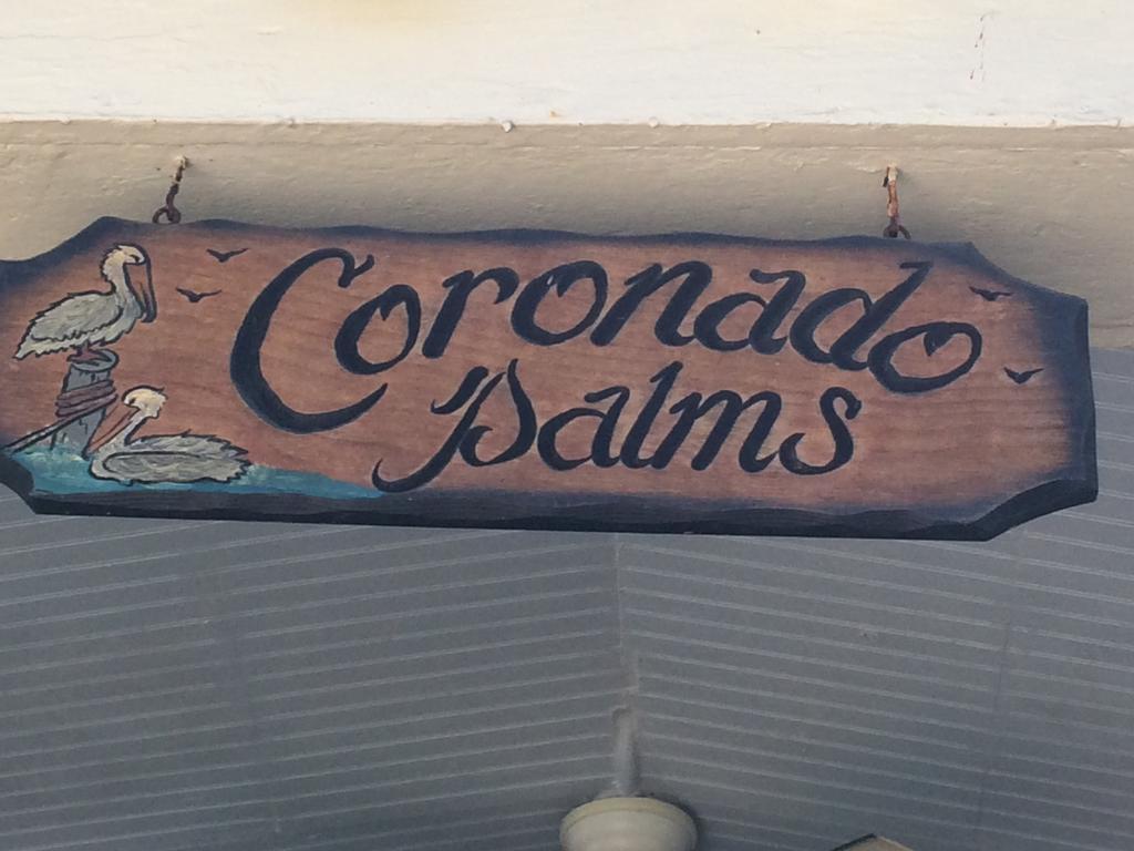 Coronado Palms Coastal Cottageガルベストン エクステリア 写真